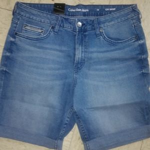 Brand new Calvin Klein women's size 12 city shorts